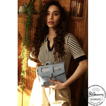 Женская кожаная сумка "Кортни" (голубая) 